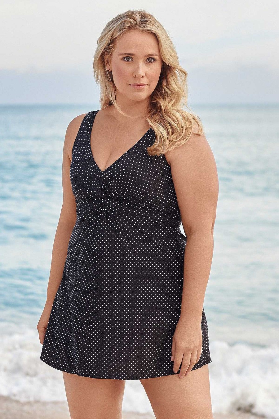 Miraclesuit Plus Size Pin Point Marais One Piece Swim Dress Black/White Clearance