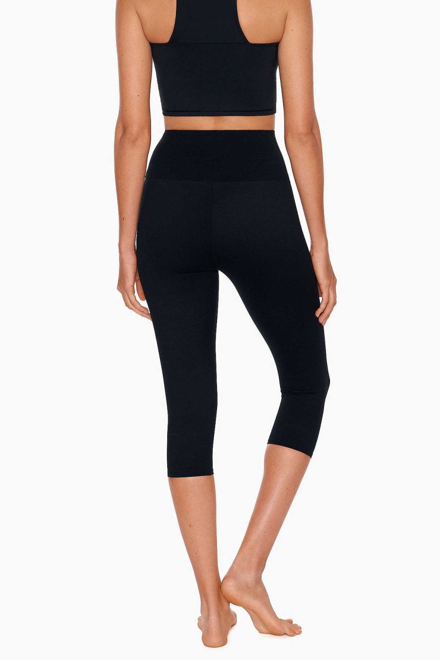 Miraclesuit High-Rise Capri Legging Black New